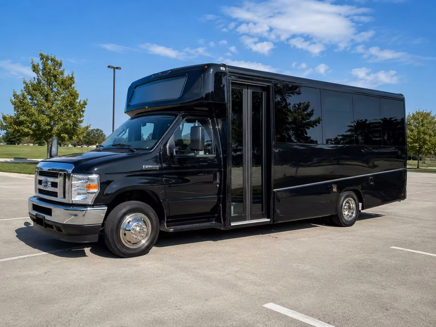 15 passenger minibus
