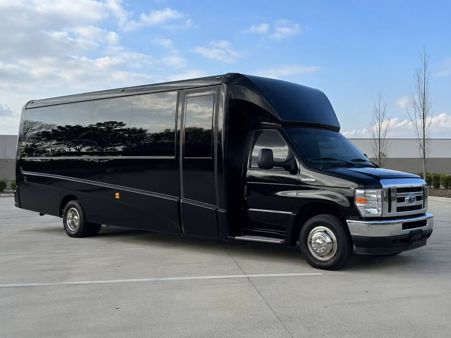 minibus rentals for smaller jurupa valley prom squads on a budget